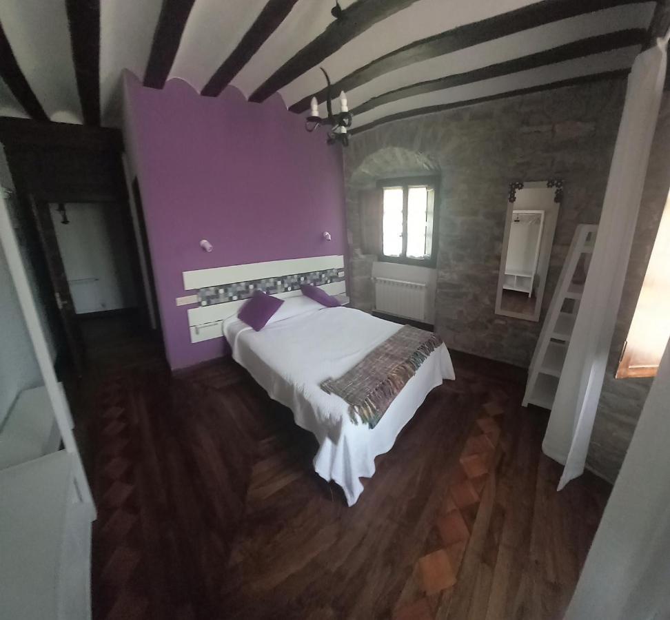 Hotel Dona Lola Izarra المظهر الخارجي الصورة