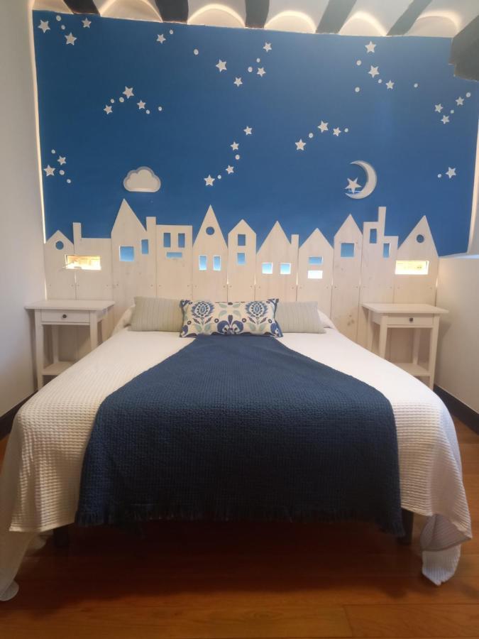 Hotel Dona Lola Izarra المظهر الخارجي الصورة